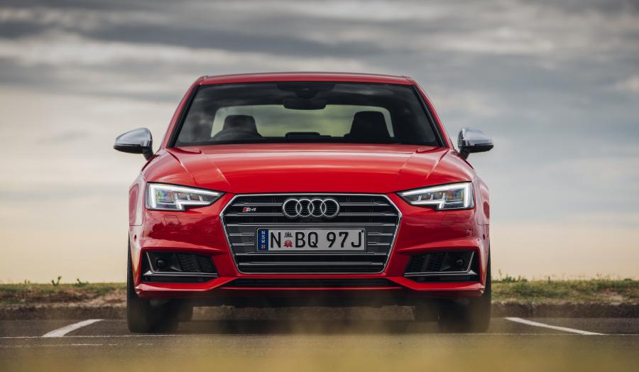  Audi S4 Sedan (B9) 2017 года  (AU) (фото 3 из 17)
